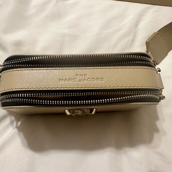 Marc Jacob Snapshot Bag - Picture 8 of 14